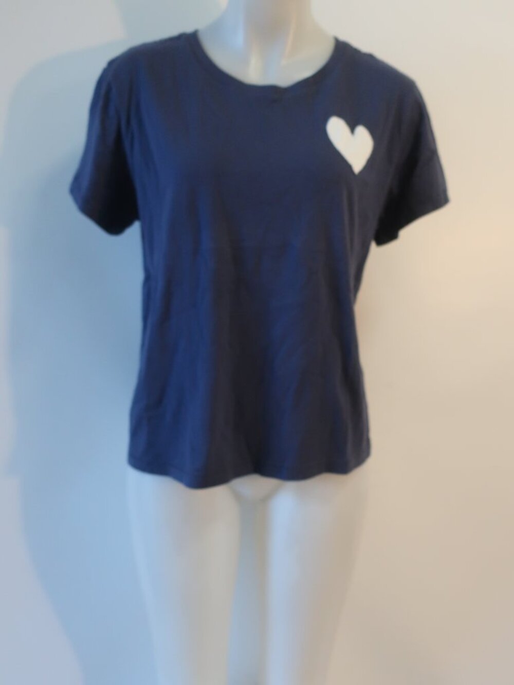 Womens Kerri Rosenthal Blue, White Heart T-Shirt L